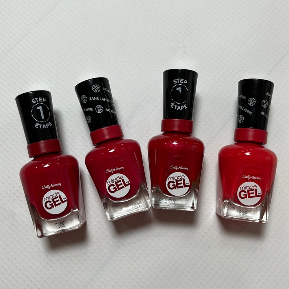 Sally Hansen miracle gel colors. Lot of four. Shades of Red.